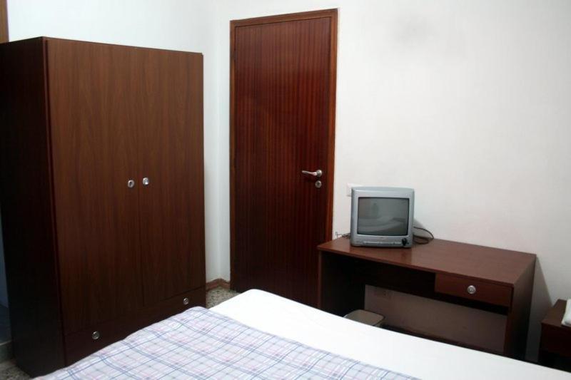 Family Inn Pero Bilik gambar
